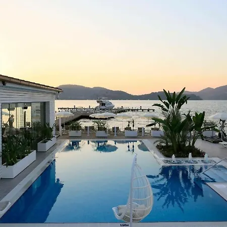 Poseidon Boutique And Yacht Club Selimiye Otel 4*