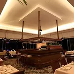 Poseidon Boutique And Yacht Club Hotel