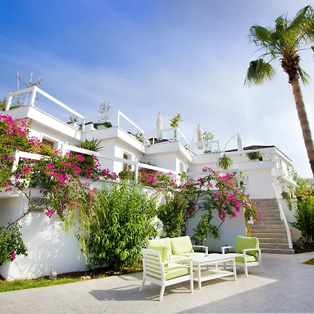 Poseidon Boutique And Yacht Club Hotel