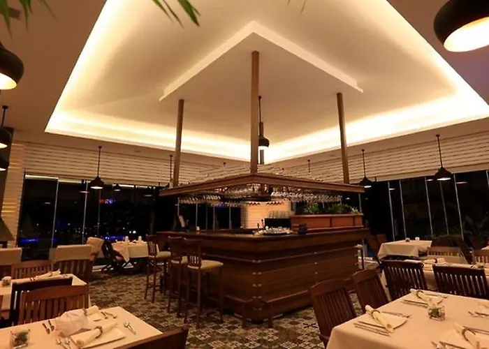 Poseidon Boutique And Yacht Club فندق