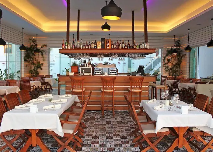 Poseidon Boutique And Yacht Club فندق