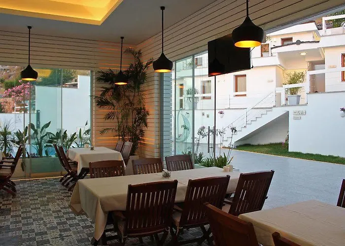 فندق Poseidon Boutique And Yacht Club