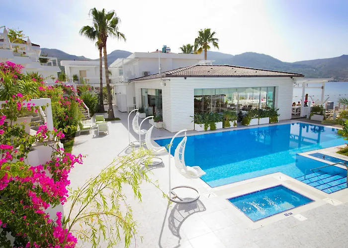 Poseidon Boutique And Yacht Club فندق السليمية