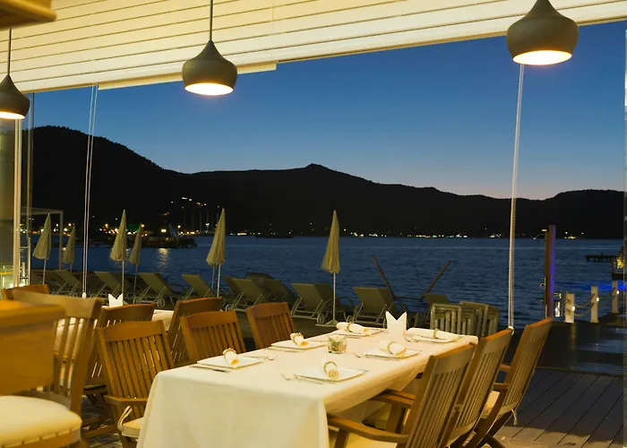 Poseidon Boutique And Yacht Club فندق