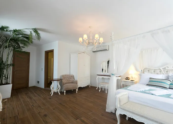 فندق Poseidon Boutique And Yacht Club