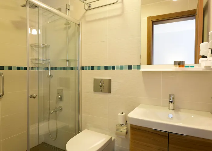 فندق Poseidon Boutique And Yacht Club السليمية