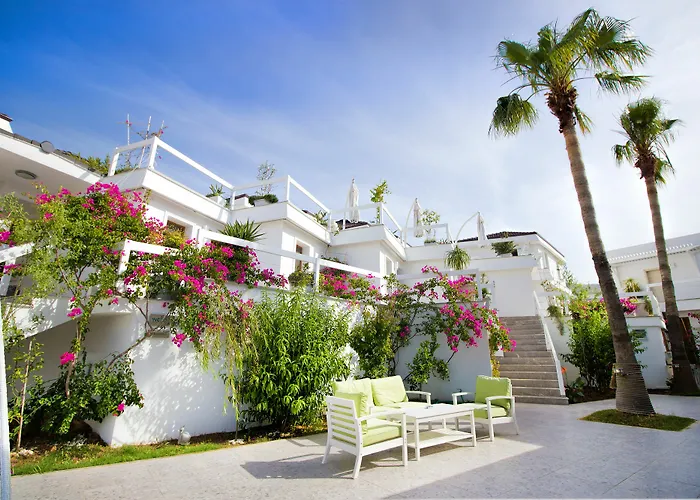 Poseidon Boutique And Yacht Club فندق