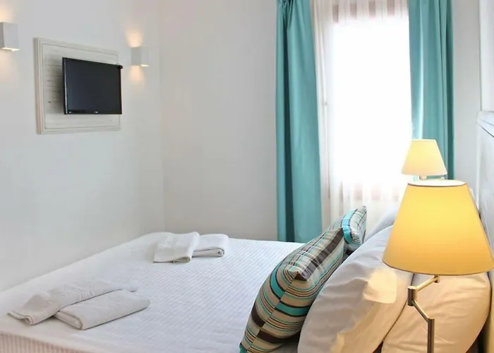 Poseidon Boutique And Yacht Club 4* السليمية