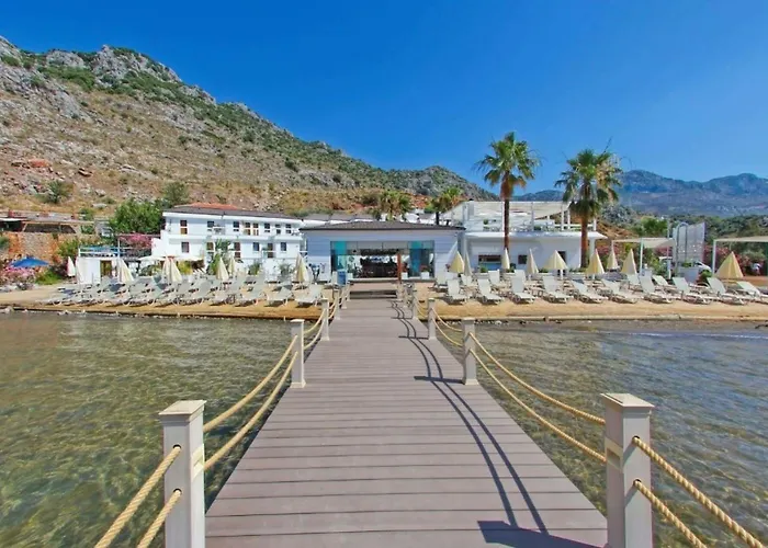 فندق Poseidon Boutique And Yacht Club